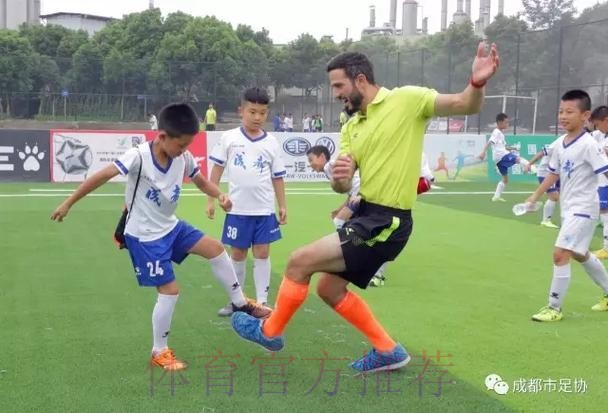 收获成长 迈向未来!成都市国家青训中心精英足球端午训练营落下帷幕 收获成长 迈向未来!成都市国家青训中心精英足球端午训练营落下帷幕